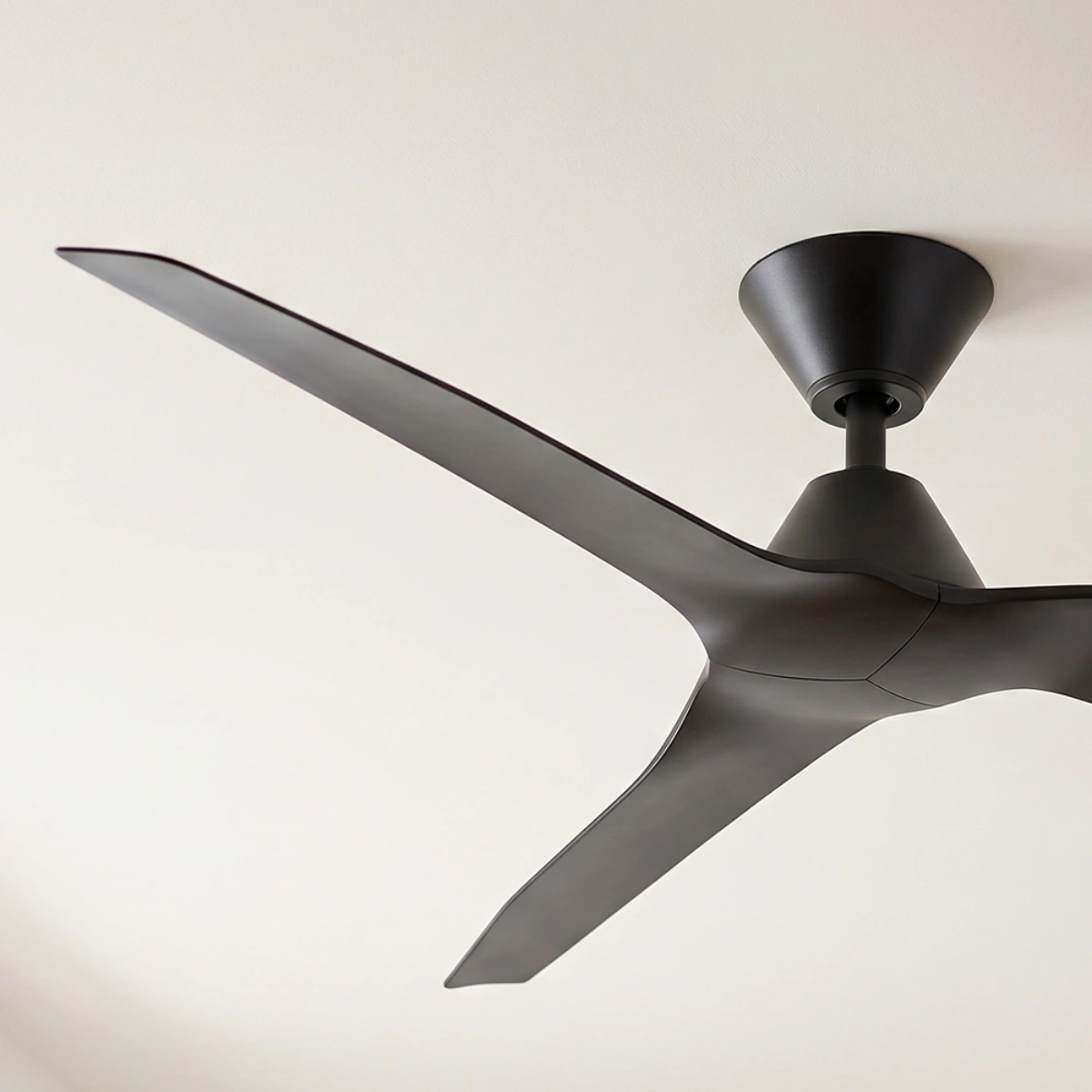 fanco-infinity-id-dc-54-inch-ceiling-fan-black-angled-close-up-insitu